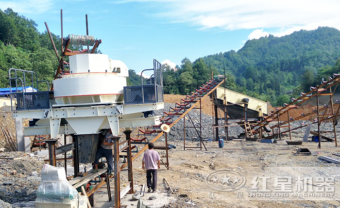 時(shí)產(chǎn)50-60噸建筑垃圾沖擊式破碎機(jī)哪里便宜？河南廠家有推薦嗎？