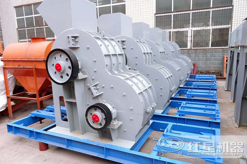 雙級破碎機輕松破碎濕料！設備型號參數(shù)介紹