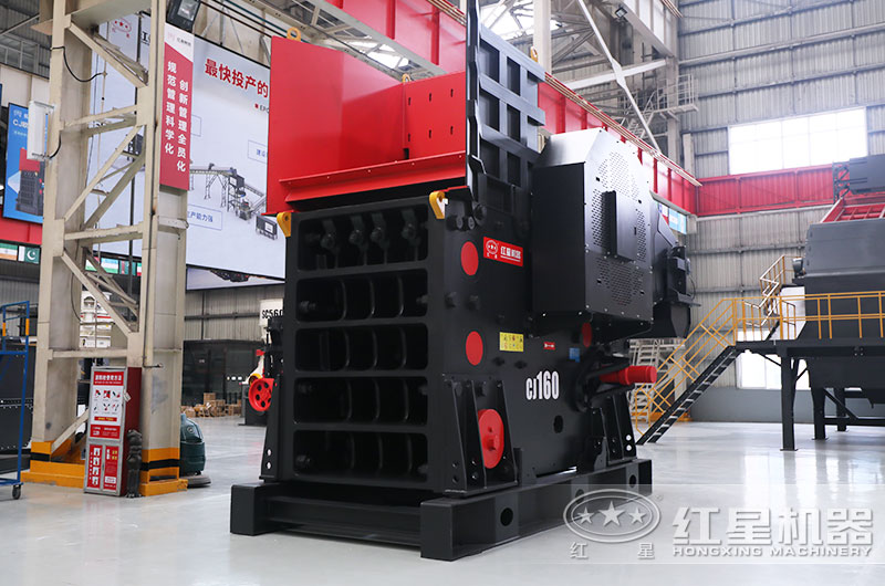 礦石破碎機(jī)多少錢一臺(tái)？大型機(jī)器型號(hào)
